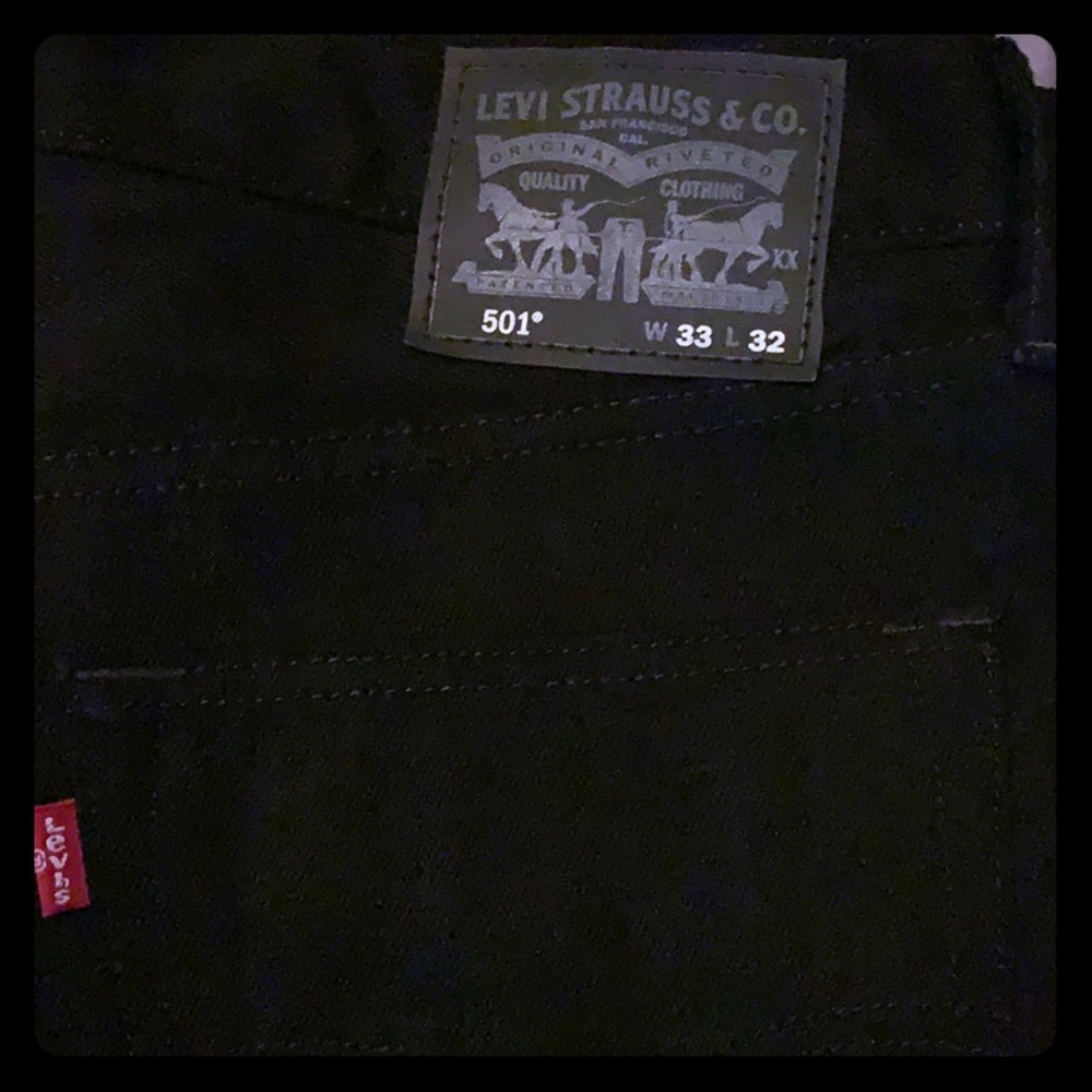 LEVIS NEVER WORN, EXCELLENT CONDITION 👍🏼